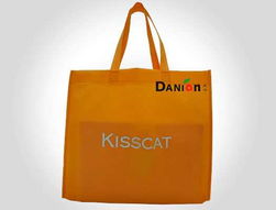 环保购物袋大解析 从无纺布袋到帆布袋，如何选择最适合的日常伴侣